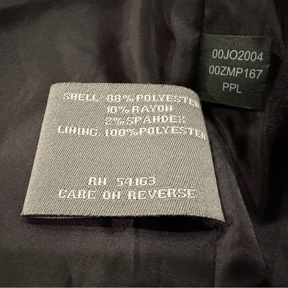 Marvin Richard’s G-III Apparel Group Trench Coat - Picture 9 of 11